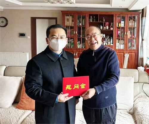 刘虹.jpg