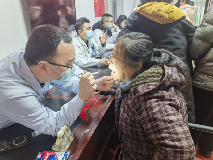 098a2ad932897adcfc5d8a14426c63b_副本.png