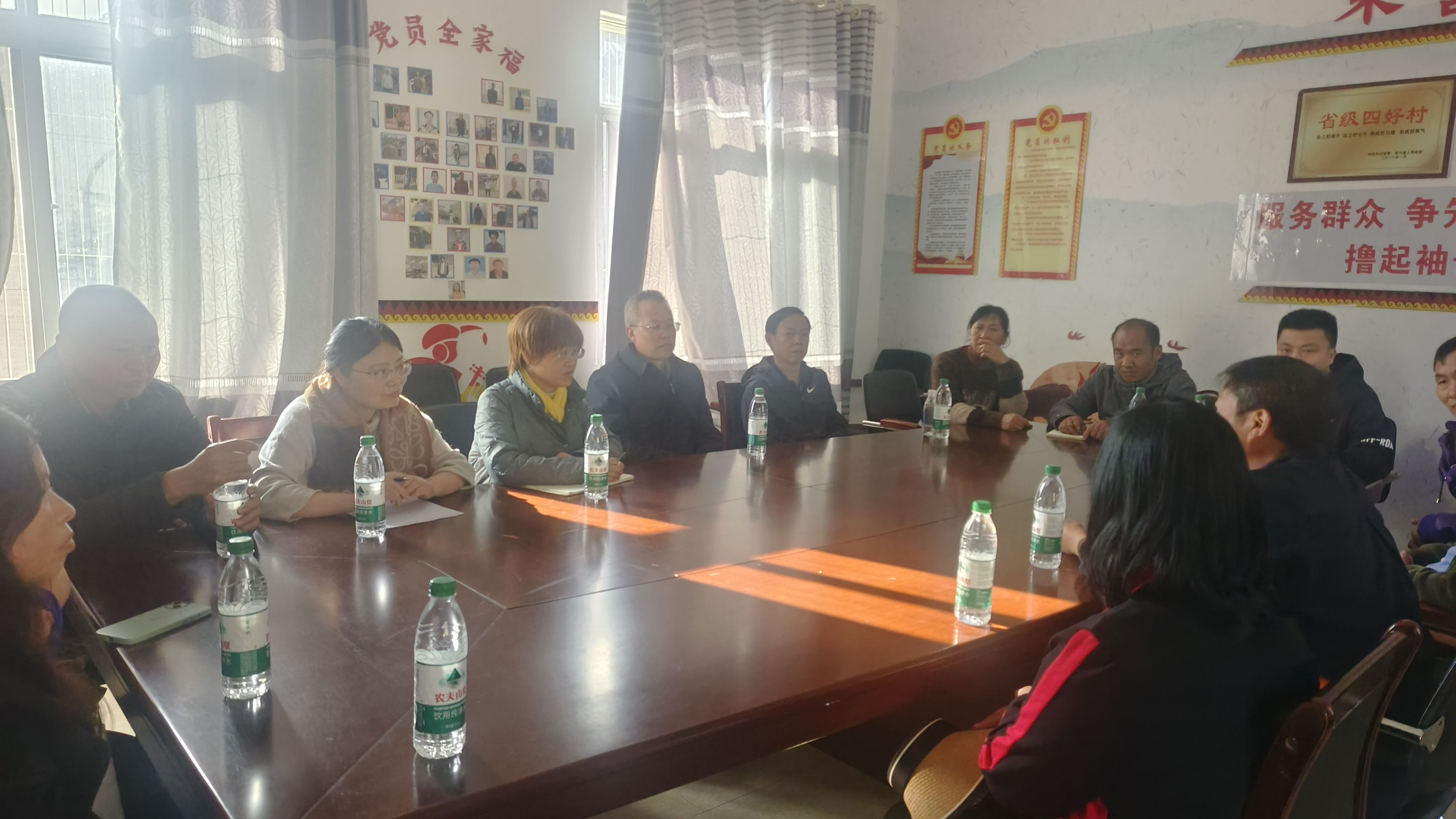 2024年12月28日，九三学社攀枝花市委会组织农技专家赴乌喇么村开展农技服务活动。.jpg