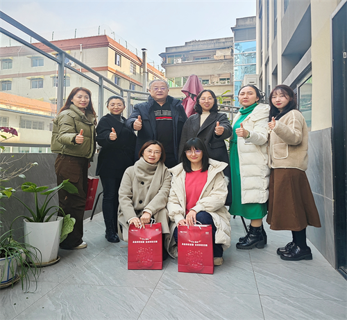 绵阳市经开支社开展三八妇女节座谈会2.png