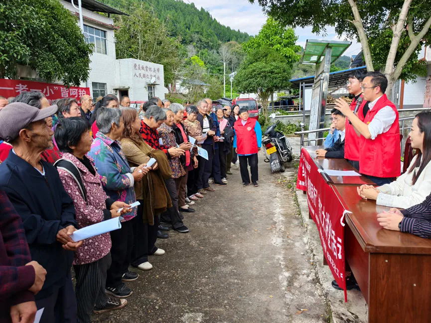 640.webp (9).png 640.webp (9).png