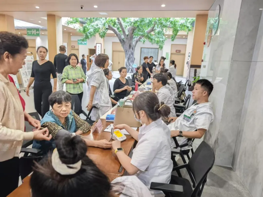 640.webp (2).png 640.webp (2).png