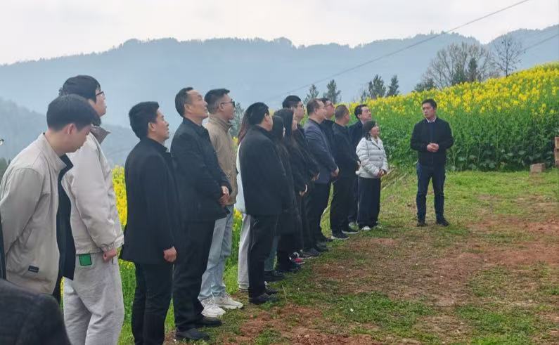 566c08d9411f457644e20836b1ebb840.jpg 566c08d9411f457644e20836b1ebb840.jpg