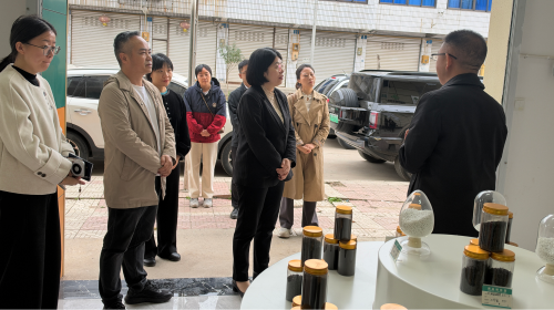 涪城区委常委、统战部部长胡红娟带队走访绵阳市涪城一支社并调研社员企业1.png 涪城区委常委、统战部部长胡红娟带队走访绵阳市涪城一支社并调研社员企业1.png